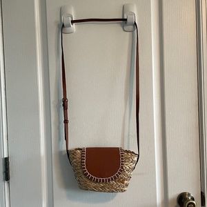 Universal Threads Straw Purse NWOT